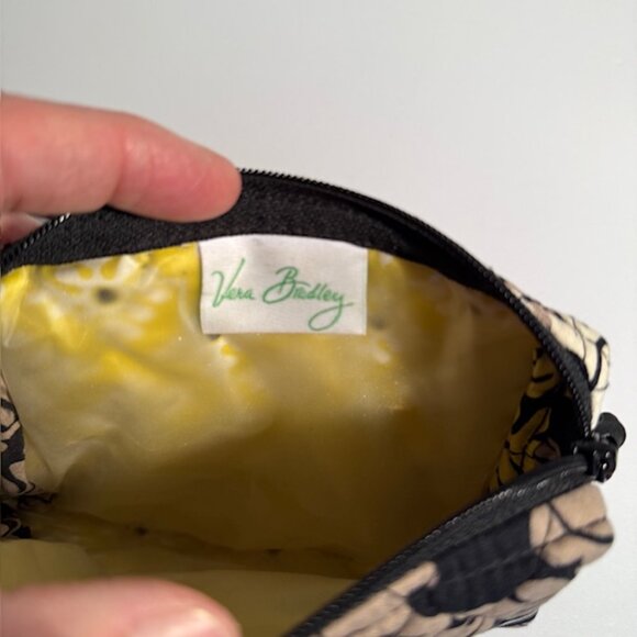 Vera Bradley Vinyl Lined Small Makeup Pouch with Zipper Closure Top - Picture 3 of 6